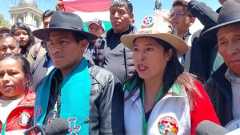 Al estilo del MAS, aparecen grupos que dicen haber apoyado al PDC y desatan las primeras pugnas por pegas