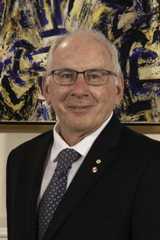 Professor Paul Hebert, dr.h.c., photo.