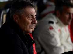 Huracán oficializó la salida de Kudelka como entrenador del club