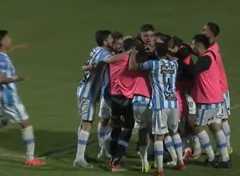 ¡Impresionante! El golazo viral de Argentino de Merlo en la B Metropolitana contra Excursionistas