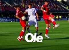 Video: los absurdos penales que Gariano sancionó a favor de Barracas