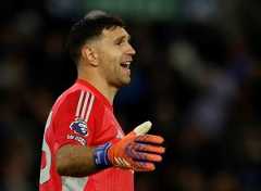 Con un susto sobre el final, el Aston Villa del Dibu venció al Young Boys y escaló a la cima de la fase de liga de la Europa League