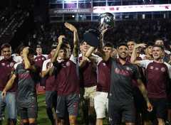 Los festejos del campeón: de la despedida de Acosta a la alfombra roja 