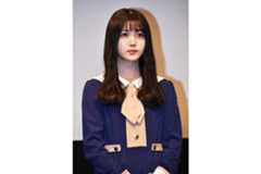 乃木坂46卒業の久保史緒里、「公式お兄ちゃんたちから素敵なお祝いをいただきました」 画像