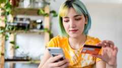 Banks face numerous cyber threats that can compromise the security of their apps. Photo: Getty Images