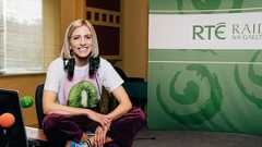 Pé Scéal é show image