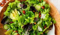 Salad plate boosts health with fresh vegetables, vitamins and minerals