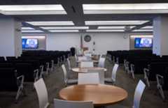 sut-l-jury-duty-6 The jury lounge at the San Diego Central Courthouse on Oct. 2. (Ana Ramirez / The San Diego Union-Tribune)