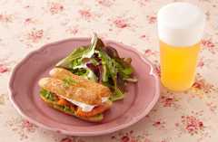 チーズとトマトのシューサンド