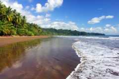 dominical beach
