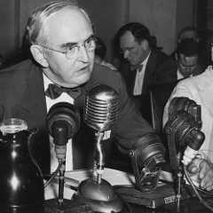 Arthur H. Vandenberg (R-MI), 1948