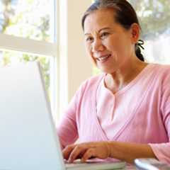 woman-working-on-laptop