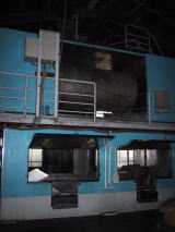 二階建て製麹機、上から原料麦を投入して二階で洗麦・製麹、一階の三角棚ではぜ混む(柳田酒造合名会社)