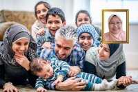 MENDIDIK anak-anak memerlukan jiwa besar dan keberananian untuk berubah. Foto Canva/Gambar kecil: ASHLAH