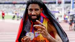 "Jetzt bin ich Säufer": Petros feiert Silber-Party