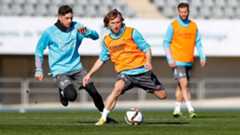 Zidane dirige la segunda sesión bajo el sol de Málaga