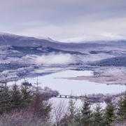 The view of Loch Garry from the A87 is said to resemble a map of Scotland