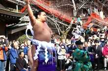 横綱豊昇龍関が津峯神社(阿南市)で奉納土俵入り　徳島にちなんだ化粧まわしもお披露目