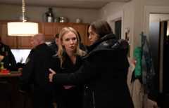 Kelli Giddish as Sgt. Amanda Rollins, Mariska Hargitay as Capt. Olivia Benson — 'Law & Order: SVU' Season 27 Episode 11 