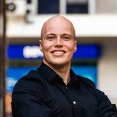 Elias Mäksä Mäkinen keynote puhuja Verbal Oy