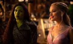 Czy  „Wicked: Na dobre” z Arianą Grande oczaruje musicalowych sceptyków 