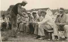Pause auf dem Bau 1966