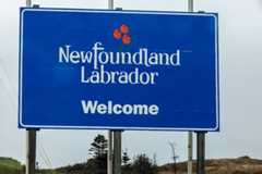 A sign welcoming visitors to Newfoundland and Labrador. 
