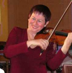 February 10, 2025: Chaya Livni plays violin in Hod HaSharon