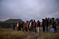 Voters queue to cast their votes in Zimbabwe elections in Mbare, Harare on election day, July 31, 2013.
