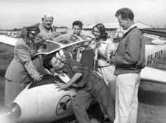 a_sargarigonak_elnevezett_fergeteg_es_a_szereplok.jpg a_sargarigonak_elnevezett_fergeteg_es_a_szereplok.jpg