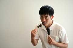 「マカロン? 糖尿病なんですよ。トドメ刺せってか」「花を送るなら肌着をくれ」 介護職がSNSで現場のリアルを痛快発信中!