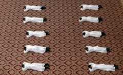 児童への性的虐待で2年間に400人が聖職失う、バチカンが公表