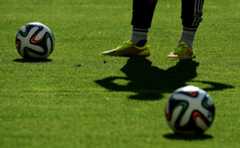 英サッカー児童性的虐待、350人が被害を申告