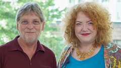 Abbildung der Zertifikatsleitung Prof. Dr. Rudolf Forsthofer und der SPIEGEL-Expertin Maren Hoffmann. Der Klick führt zum Kurs.