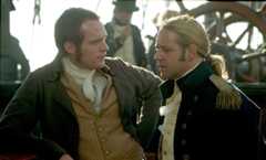 Als Kapitän Jack Aubrey (Russell Crowe, r.) trotz offensichtlicher Überlegenheit des Feindes die Verfolgung der französischen „Acheron“ weiterverfolgt, entbrennt zwischen ihm und seinem besten Freund und Schiffsarzt Stephen Maturin (Paul Bettany, l.) ein heftiger Konflikt … – Bild: ProSieben Media AG © 2003 Twentieth Century Fox Film Corporation, Miramax Film Corp. and Universal City Studios LLLP. All rights reserved. Als Kapitän Jack Aubrey (Russell Crowe, r.) trotz offensichtlicher Überlegenheit des Feindes die Verfolgung der französischen „Acheron“ weiterverfolgt, entbrennt zwischen ihm und seinem besten Freund und Schiffsarzt Stephen Maturin (Paul Bettany, l.) ein heftiger Konflikt … – Bild: ProSieben Media AG © 2003 Twentieth Century Fox Film Corporation, Miramax Film Corp. and Universal City Studios LLLP. All rights reserved.