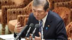 石破首相「どちら側にも立たず」 G7結束維持に全力―米ウクライナ決裂:時事ドットコム