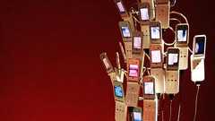 全世界の携帯電話網事情2016年8月最新版レポート、日本は普及率2位で速度は9位