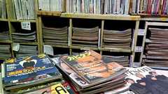 雑誌図書館閉館、10万冊処分の危機 有名誌創刊号も:朝日新聞デジタル