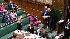 死を選ぶ権利認める法案、英下院で可決