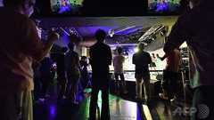 少女アイドルに熱中する日本 「崇拝」か「小児性愛」か