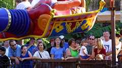 ディズニーの行列、障害者を雇って回避? 富裕層の行動に批判 米