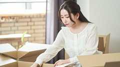 都内で“引っ越し難民”が急増「2万円多く払っても部屋がグレードダウン」と家賃高騰に悲鳴…「貧乏人は狭い部屋か古い部屋に住めってか?」 | 集英社オンライン | ニュースを本気で噛み砕け