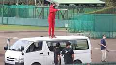 新庄剛志ビッグボス「島野さんが言うこと間違いない」自らトンボがけの理由 - プロ野球 : 日刊スポーツ