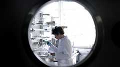 大量の科学研究を捏造し、世界に撒き散らす中国の「論文工場」の闇 | 研究不正の急増に困惑する、世界の学術出版社