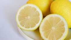 高濃度ビタミンC点滴を1回500円で提供します。