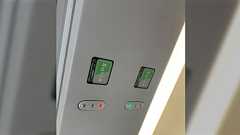 中央線グリーン車内で、赤ランプの席にいる客に「不正乗車してますね」と声をかける人が出没してる