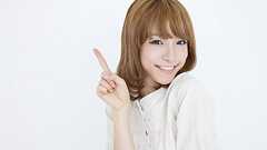 一人のモデルさんが同業他社の広告にやたらめったら出まくっておられます