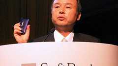 auがMNP首位に 孫社長「新規顧客にだけ行きすぎた特典を付与している。ビジネスの常識を逸脱している」 - すまほん!!