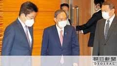 緊急事態、10分で方針変えた官邸 閣僚「あり得ない」:朝日新聞