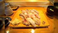 新潟で回らない寿司屋入って、よくわからないので『おまかせで!』って言ったら死ぬほど白身ばかり出て来た「日本海側の地魚やとこうなるのが正解」